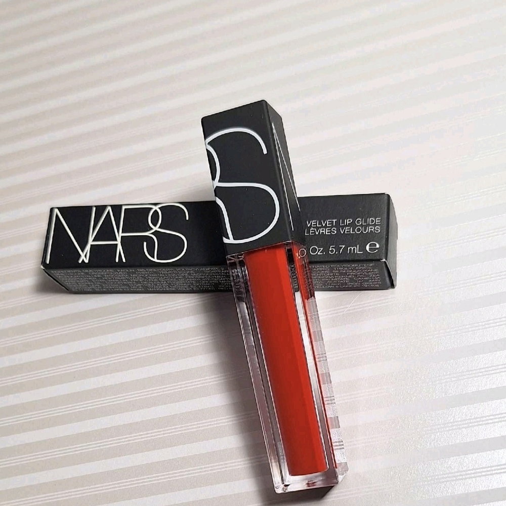 NARS Velvet Lip Glide - Mineshaft